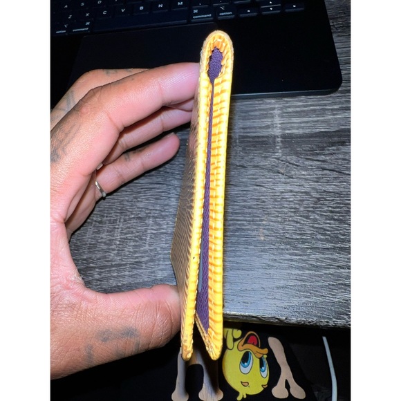 Louis Vuitton Card Holder - Picture 4 of 9